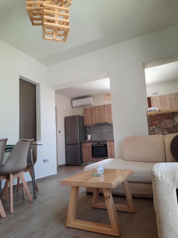 Villa Adeiata Adiata Εξωτερικό φωτογραφία